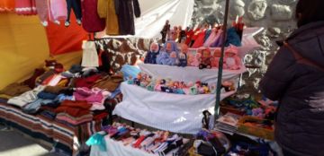 Serán cinco los fines de semana en los que los artesanos expondrán sus productos en la tradicional zona potosina. La alasita cierra en octubre.