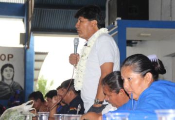 Evo Morales insiste en que hay un “plan negro”; dice que buscan “destruir” su credibilidad