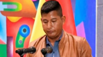 "Entre gallos y medianoche" otorgaron domiciliara a exministro Characayo, denuncia abogado