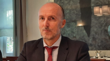 Embajador de España ve que solución al grave problema judicial es un "grandísimo" consenso político y social