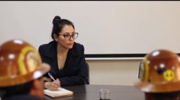 Fiscalía admite denuncia contra la directora de la AJAM por recibir una joya de mineros