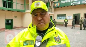 Obispo de Potosí sale ileso de un accidente vial, su camioneta resbaló por la lluvia