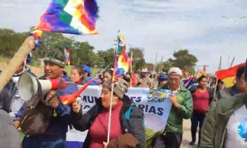 Ratifican que marcha de organizaciones sociales llegará a la capital cruceña para exigir la renuncia de Camacho
