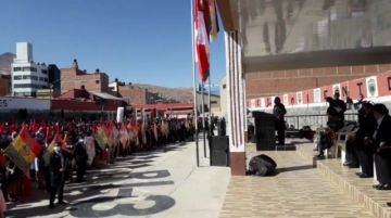 Después de tres años, se realiza el desfile cívico escolar por el 10 de noviembre