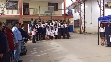 Los estudiantes participaron de una feria de sistemas informáticos