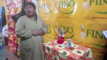 En el Mercado Solidario realizaron un concurso navideño con materiales reutilizables, como parte del plan de comunicación y concientización ciudadana  FOTO EMAP