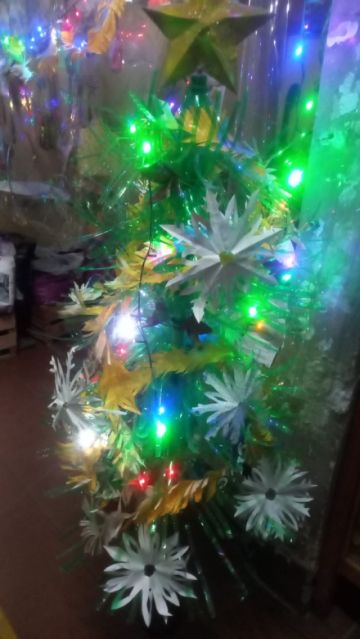 En el Mercado Solidario realizaron un concurso navideño con materiales reutilizables, como parte del plan de comunicación y concientización ciudadana  FOTO EMAP