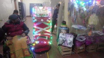 En el Mercado Solidario realizaron un concurso navideño con materiales reutilizables, como parte del plan de comunicación y concientización ciudadana  FOTO EMAP