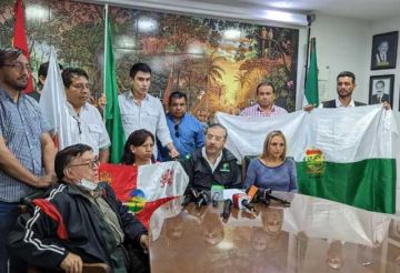 Cívicos apoyan protesta cruceña