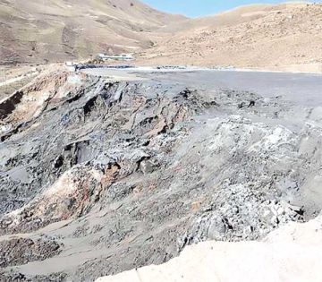 Imputan en Potosí a Fedecomin por el  colapso de un dique