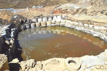 Piden detener a líder de cooperativistas mineros por la rotura de dique
