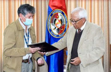 UATF y San Cristóbal firman convenio