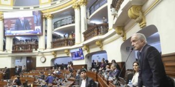 Perú: Congreso mantiene suspenso sobre elecciones