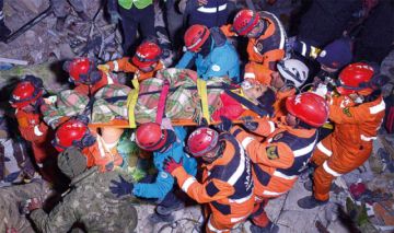 Sismo: Cinco días después encuentran supervivientes
