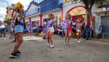 El Carnaval en Bolivia 2023 se vive con danzas, comparsas y tradiciones