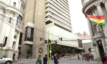 Descienden las RIN y el registro  de divisas es uno de los más bajos