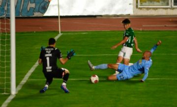 Bolívar golea 4-0 a Oriente Petrolero en La Paz