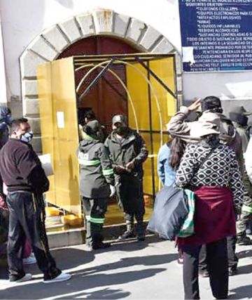 La Paz: Autopsia revela que reo murió por golpiza