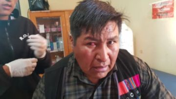 Abren investigación de oficio por agresiones a la esposa de dirigente que le retiró la silla a Evo Morales en Uncía