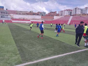 El técnico Ferreira empieza a definir el equipo titular de Stormers San Lorenzo