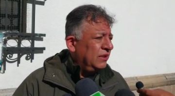 Policía reporta dos puntos de bloqueo en las carreteras a Potosí