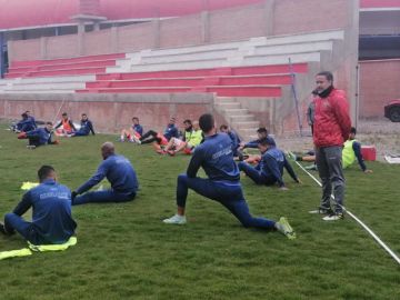 Robatto quiere tener un equipo protagonista de local como de visitante