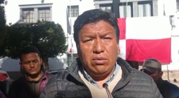Comunarios de Villazón bloquean camino demandando proyecto vial