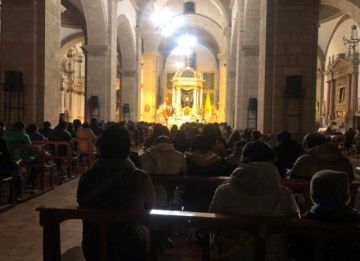 Iglesia Católica recibe alegre la resurrección de Cristo en Potosí 