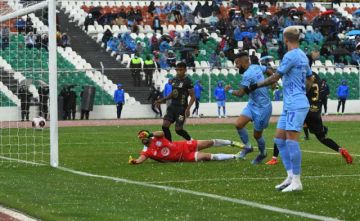 Bolívar barre con Vaca Díez
