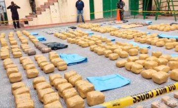 Incautaron casi media tonelada de droga en medio de un tiroteo