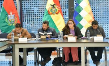 Oficialismo y oposición reaccionan tras fallo que paraliza elecciones judiciales
