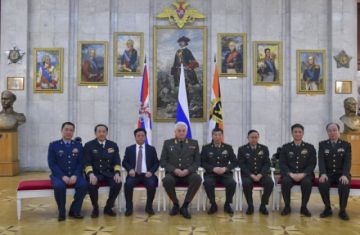 Rusia y China expresan su determinación de intensificar la cooperación militar