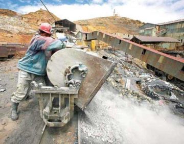 Piden al sector minero cumplir más con las normas laborales