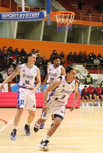 Leones se prepara para recibir a Carl A-Z en el coliseo “Ciudad de Potosí”