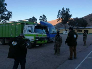 Aprehenden a un chofer por posible contrabando de combustible: Tupiza 