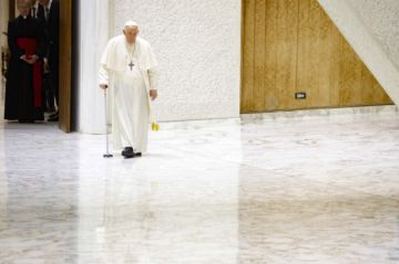 El Papa encarga al cardenal Zuppi una misión de paz sobre Ucrania