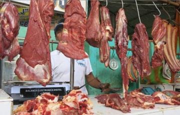 Intendencia en Potosí sanciona a carnicerías que vendían carne con menor peso