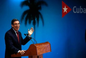Cuba carga contra EE.UU. y califica como una “falsedad” la existencia de un centro de espionaje chino