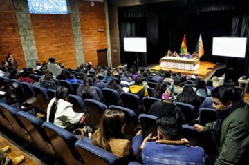 Gabinete ampliado ratifica que el gobierno es del MAS-IPSP y decide asumir defensa de Arce y Choquehuanca