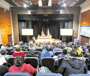 Gabinete ampliado ratifica que el gobierno es del MAS