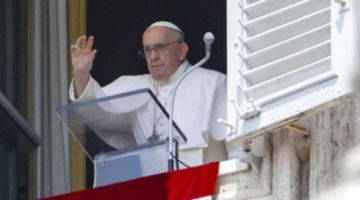 El Papa reza por presas muertas por "la terrible la violencia entre bandas" en Honduras