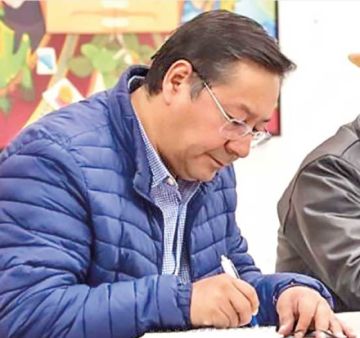 Gobierno emite decreto para la aplicación de horario laboral de invierno