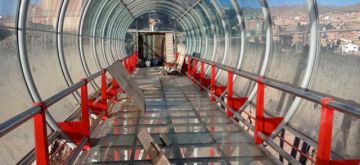 Habilitarán el puente de cristal para el paso de peatones