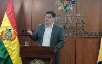 El ministro de Economía afirma que Bolivia contrata deuda a un ritmo de $us 58 millones al mes