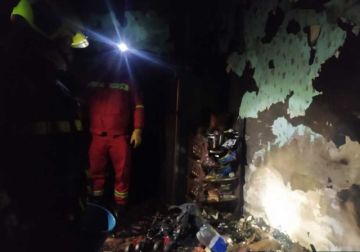 Bomberos sofocan incendio en un inmueble particular