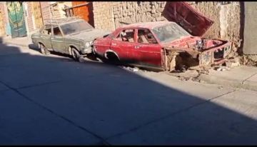 Reportan que algunas calles parecen verdaderos basureros de autos en la ciudad de Potosí