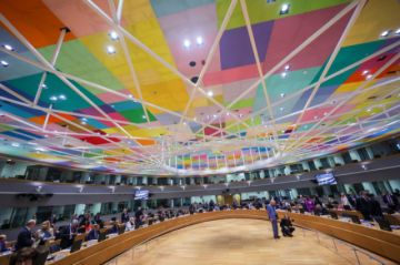 La UE apuesta por más ayuda militar a Ucrania y redoblar la solidaridad para exportar grano