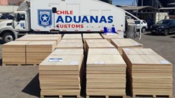 Chile decomisa cerca de dos toneladas de droga oculta en madera procedente de Bolivia