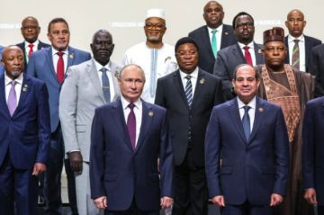 Rusia aumentará su presencia diplomática en África y entregará armas a 40 países del continente