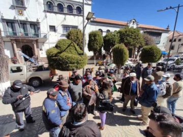 No se puede construir represa en Sijllahuiri: Traer de agua en duda